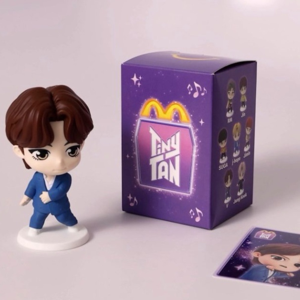 Mcdonalds X BTS Tiny Tan Happy Meal Toy - V - NIB NWT